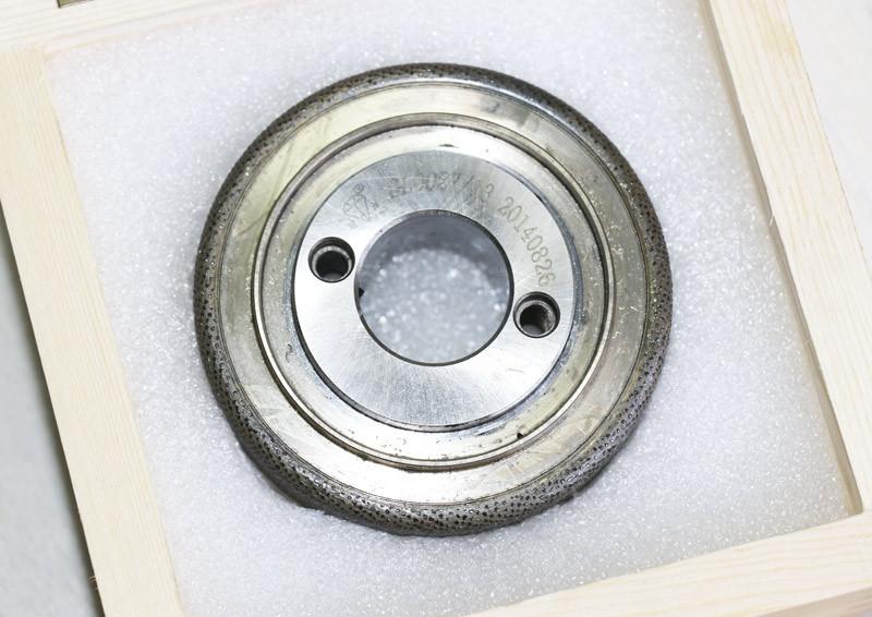 金刚石滚轮的工作原理